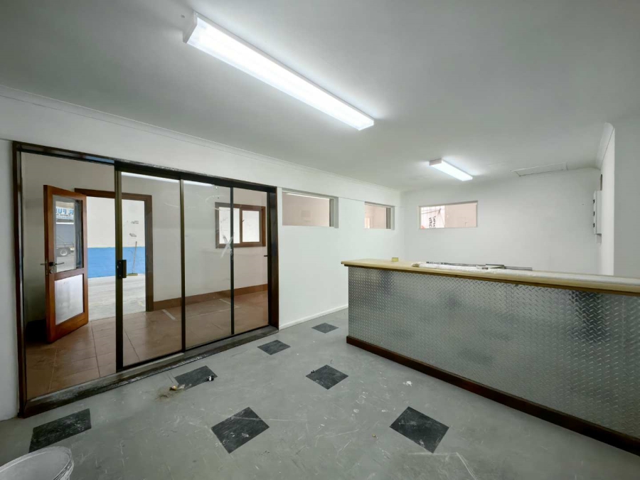 To Let commercial Property for Rent in Woodstock Western Cape